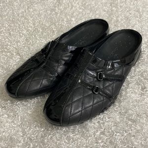 Cole Haan Ladies Size 6 Black Soft Suede Mules